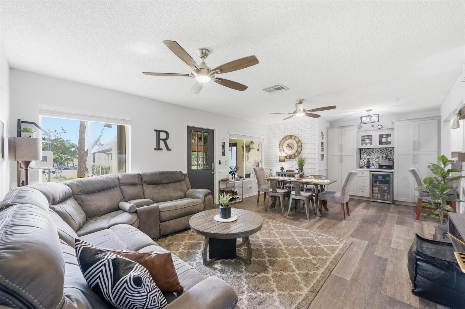 5883 La Paseos Drive # 2, FL 33463 photo 2