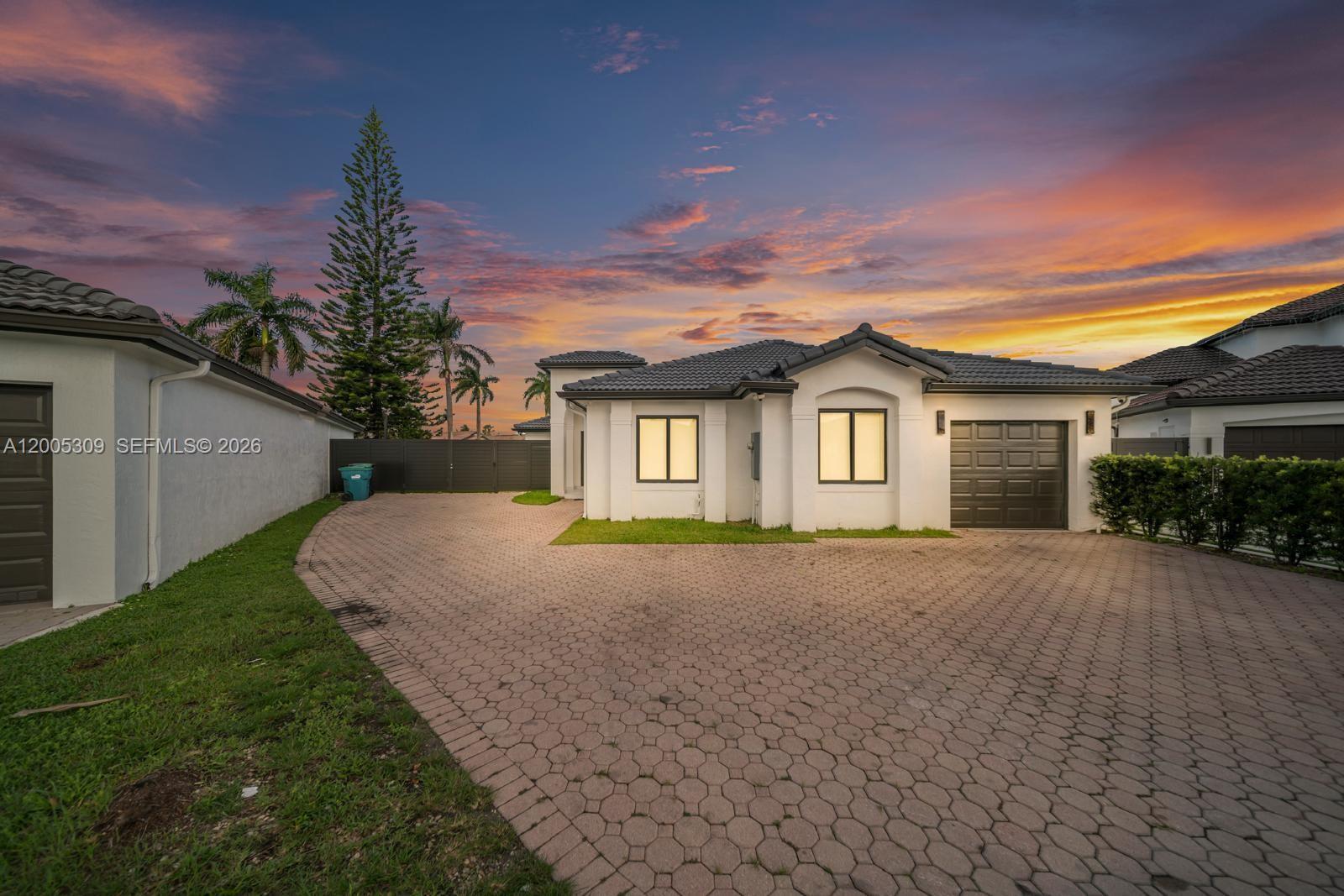 990 NW 131st Ave, Miami FL 33182 photo 2