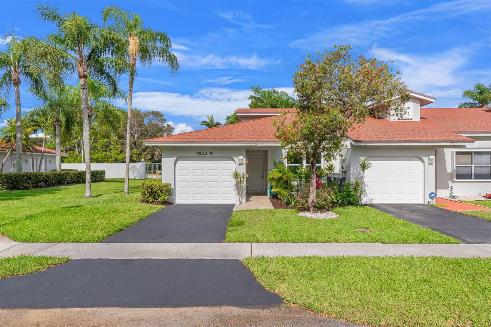 6702 N Pine Island Road # 6702, Tamarac FL 33321 photo 2