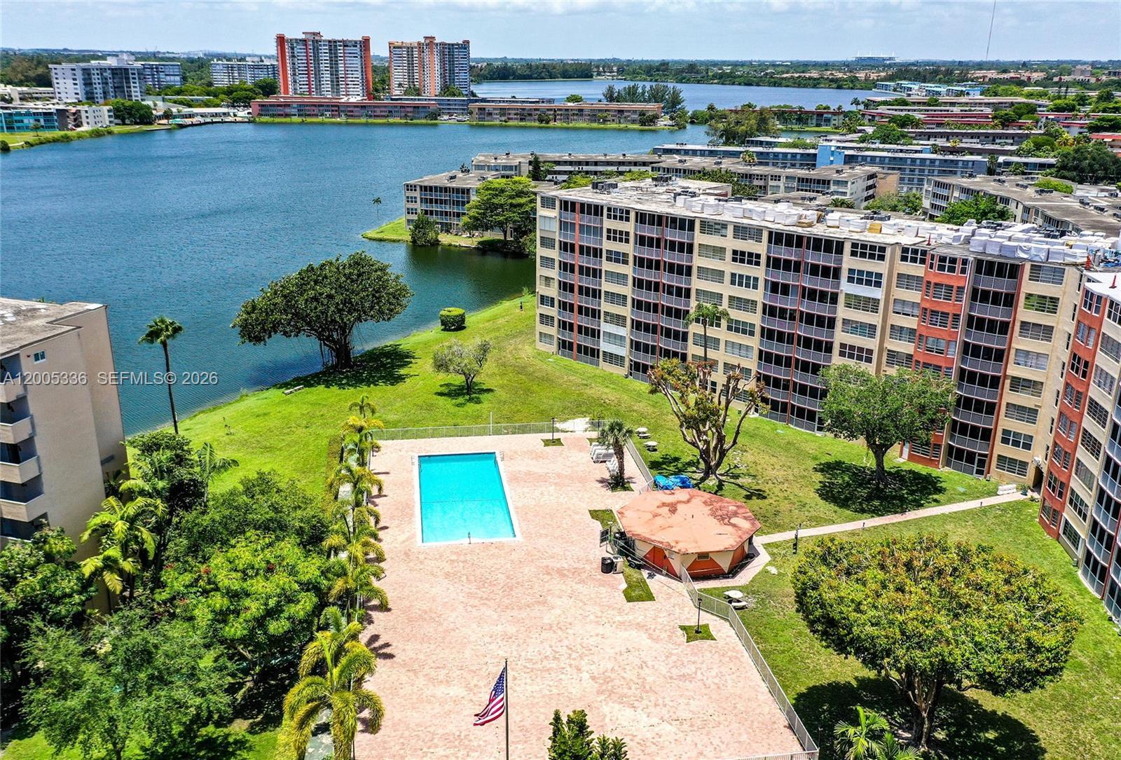 1750 NE 191st St # 1, Miami FL 33179 photo 3