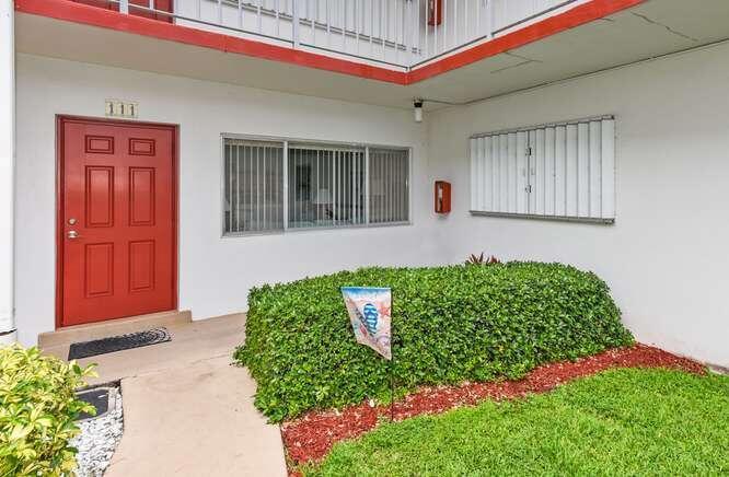 3362 Cynthia Lane # 111, FL 33461