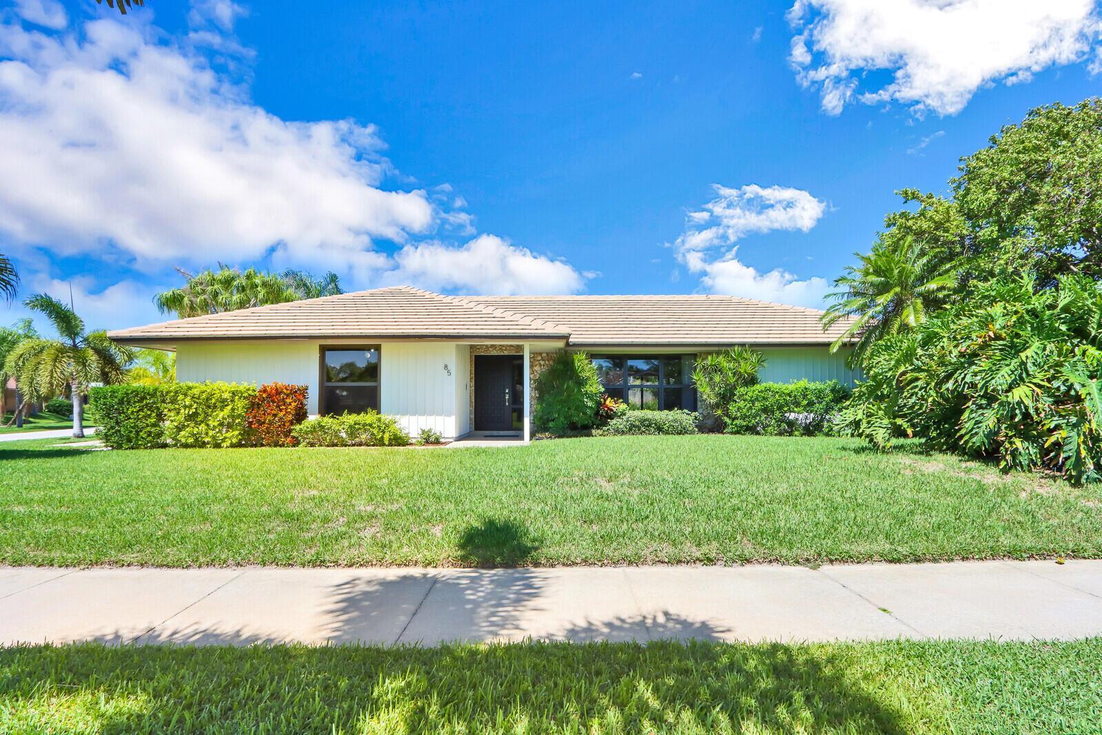 85 Hickory Hill Road, Jupiter FL 33469