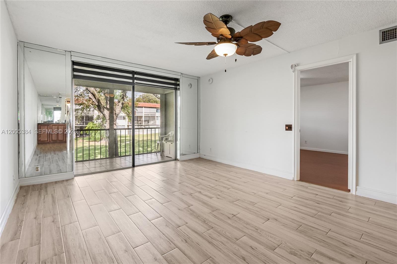711 S Hollybrook Dr # 209, Pembroke Pines FL 33025 photo 2