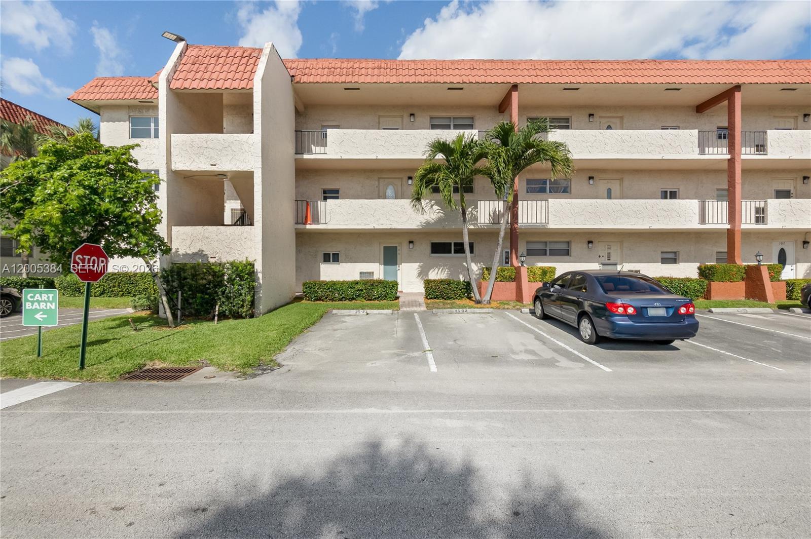 711 S Hollybrook Dr # 209, Pembroke Pines FL 33025 photo 4