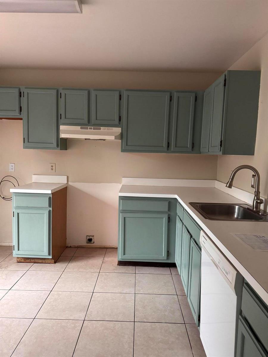 358 Quebec Court, Royal Palm Beach FL 33411 photo 5