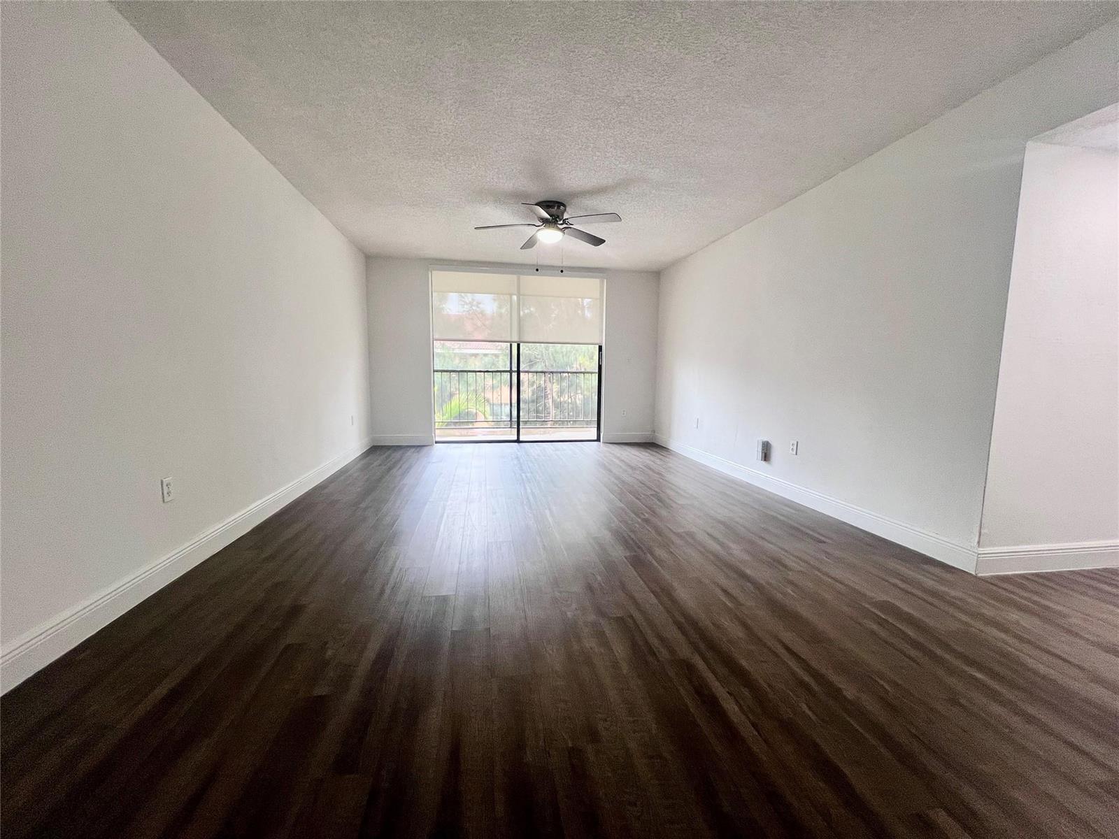 17350 NW 68th Avenue # 404, Hialeah FL 33015 photo 2