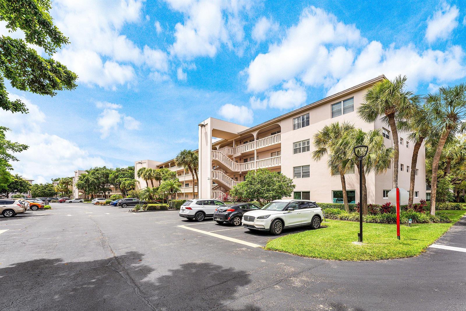 2003 Granada Drive # M1, Coconut Creek FL 33066 photo 3