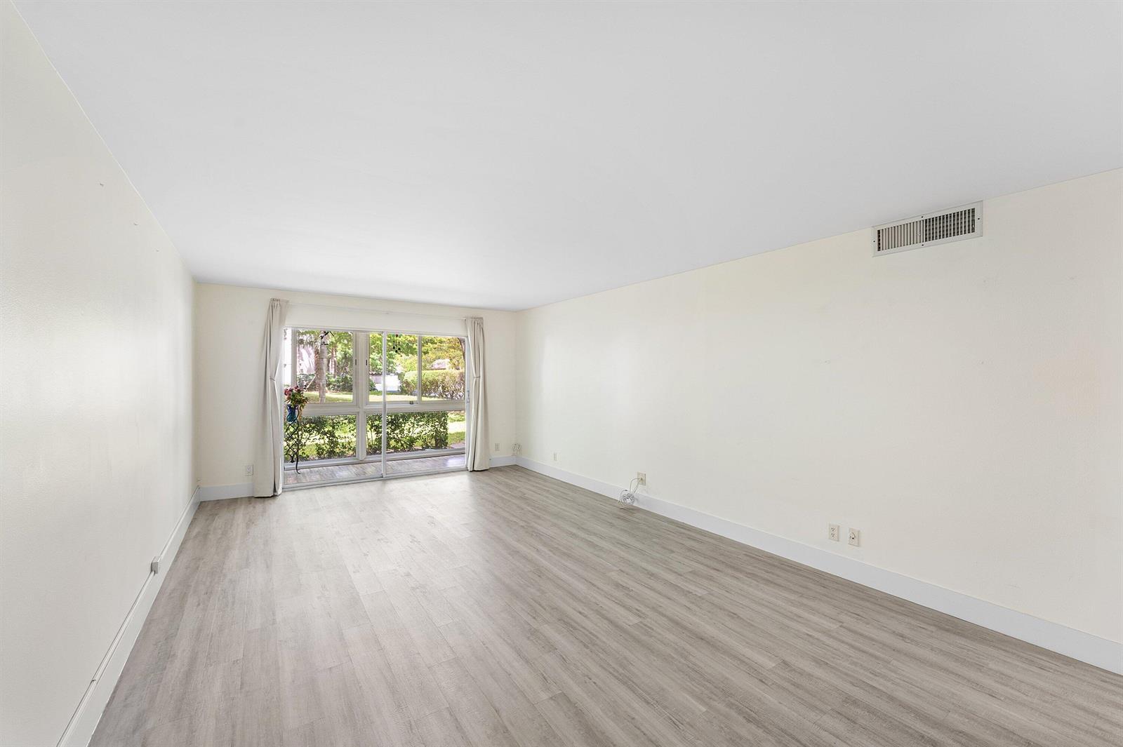 2003 Granada Drive # M1, Coconut Creek FL 33066 photo 5