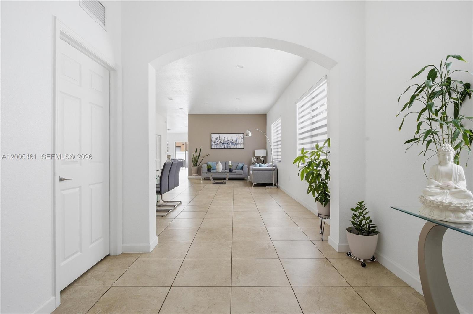 3518 W 86th Ter, Hialeah FL 33018 photo 4
