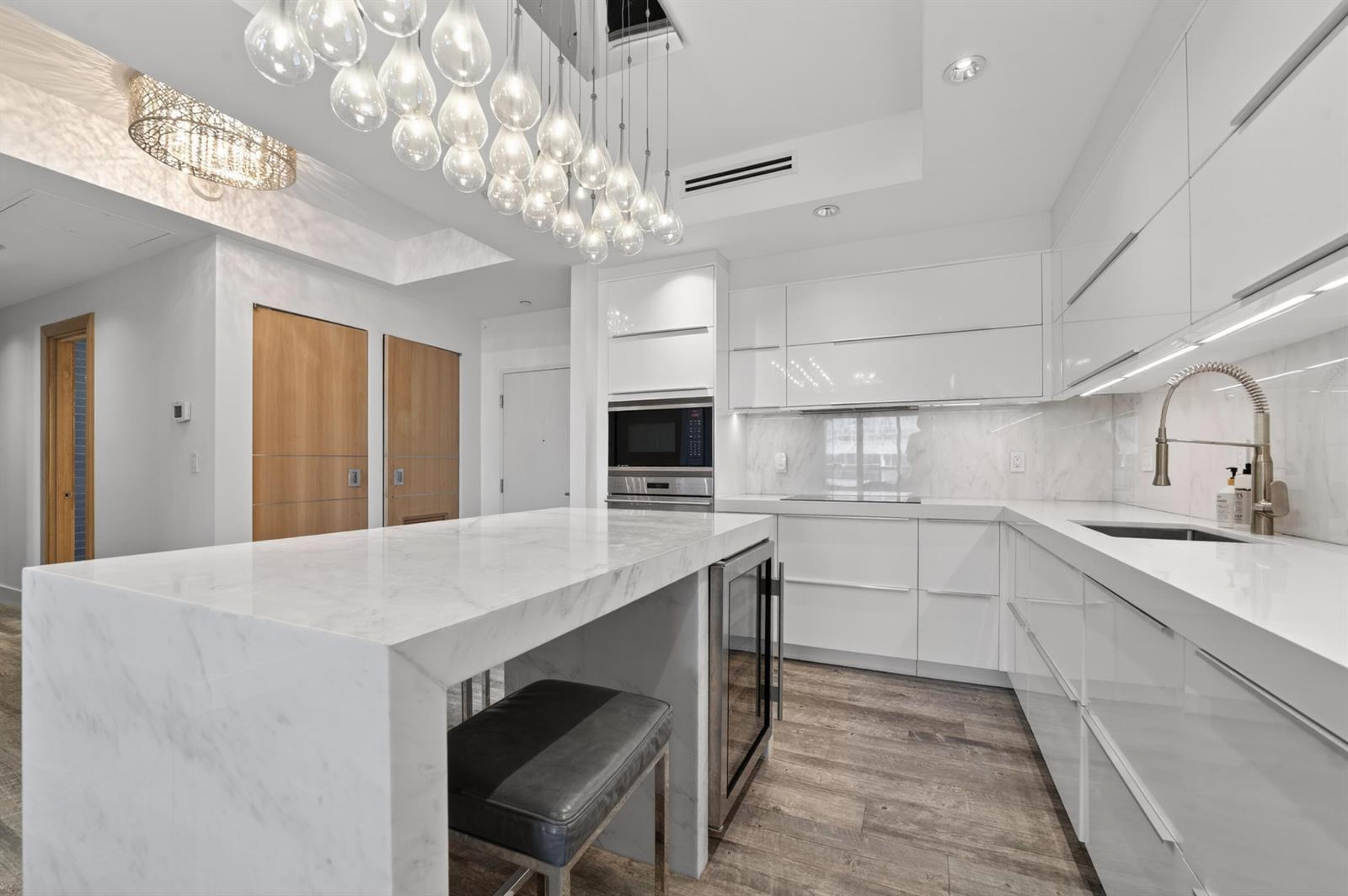 2301 Collins Avenue, Miami Beach FL 33139 photo 3