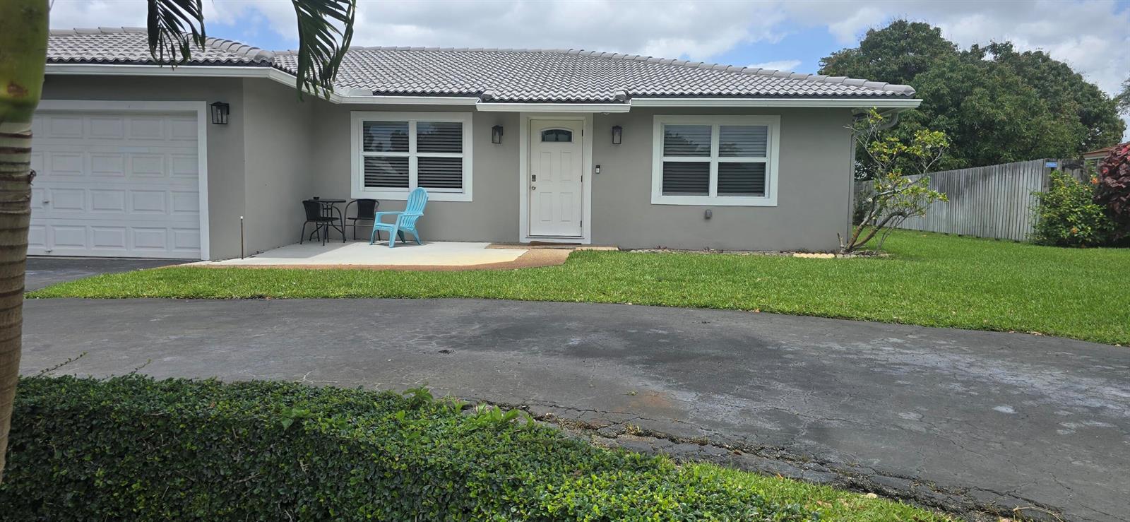 288 NW 89th Avenue, Coral Springs FL 33071 photo 2