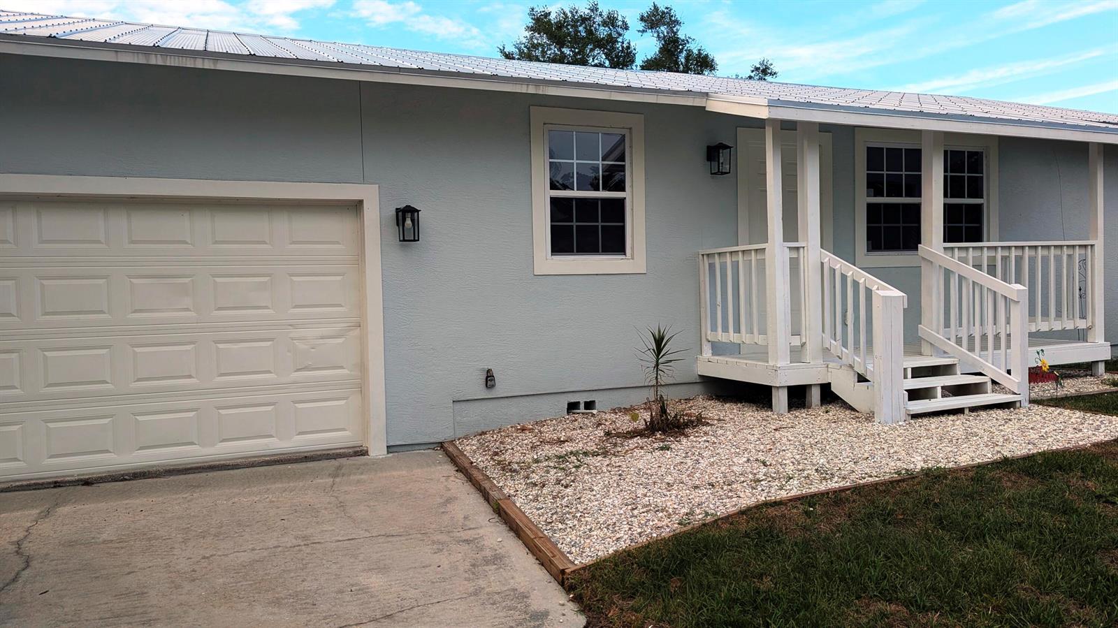 795 Rolling Hill Drive, Sebastian FL 32958 photo 2