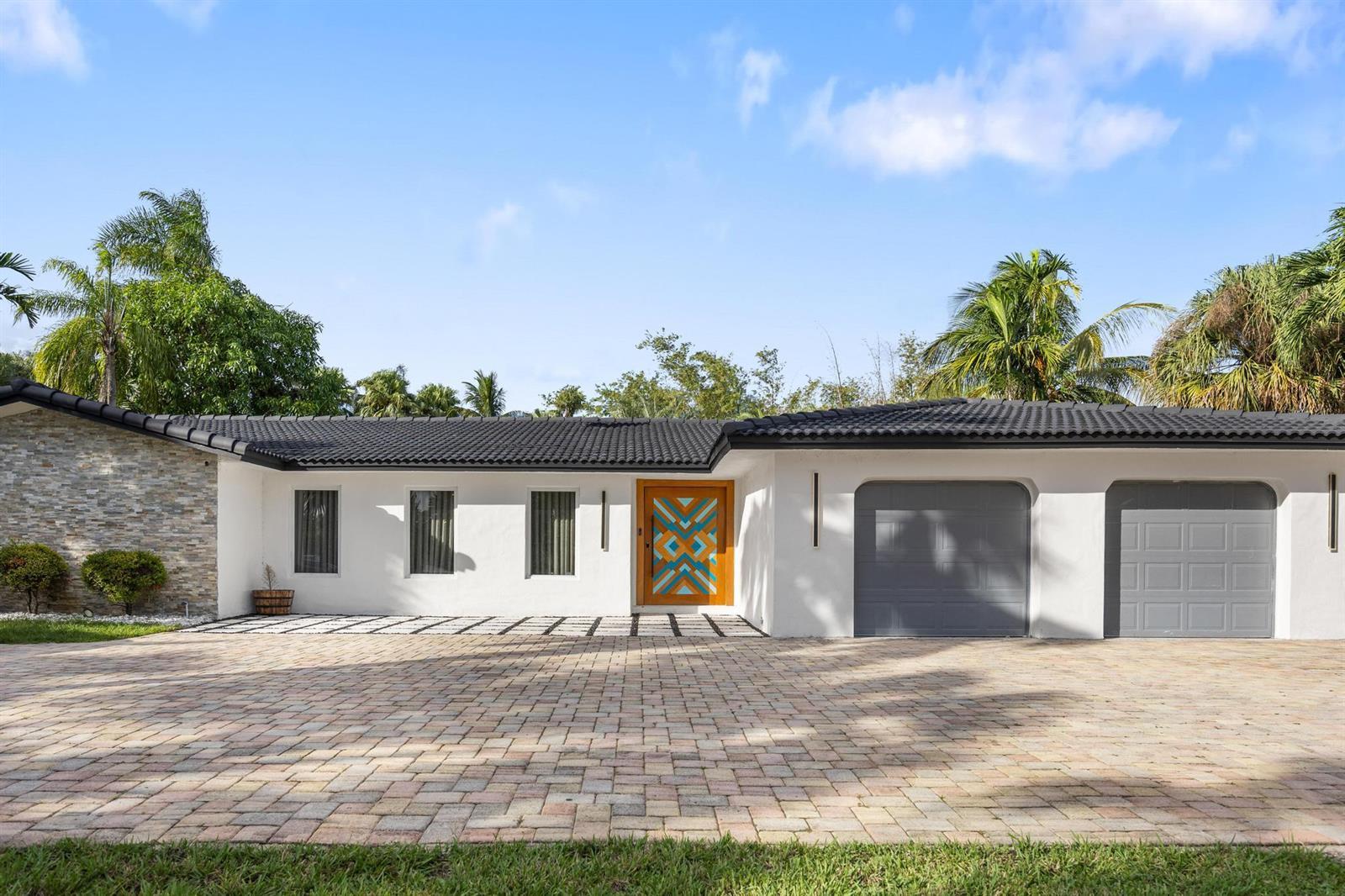11621 NW 21st Court, Plantation FL 33323 photo 2