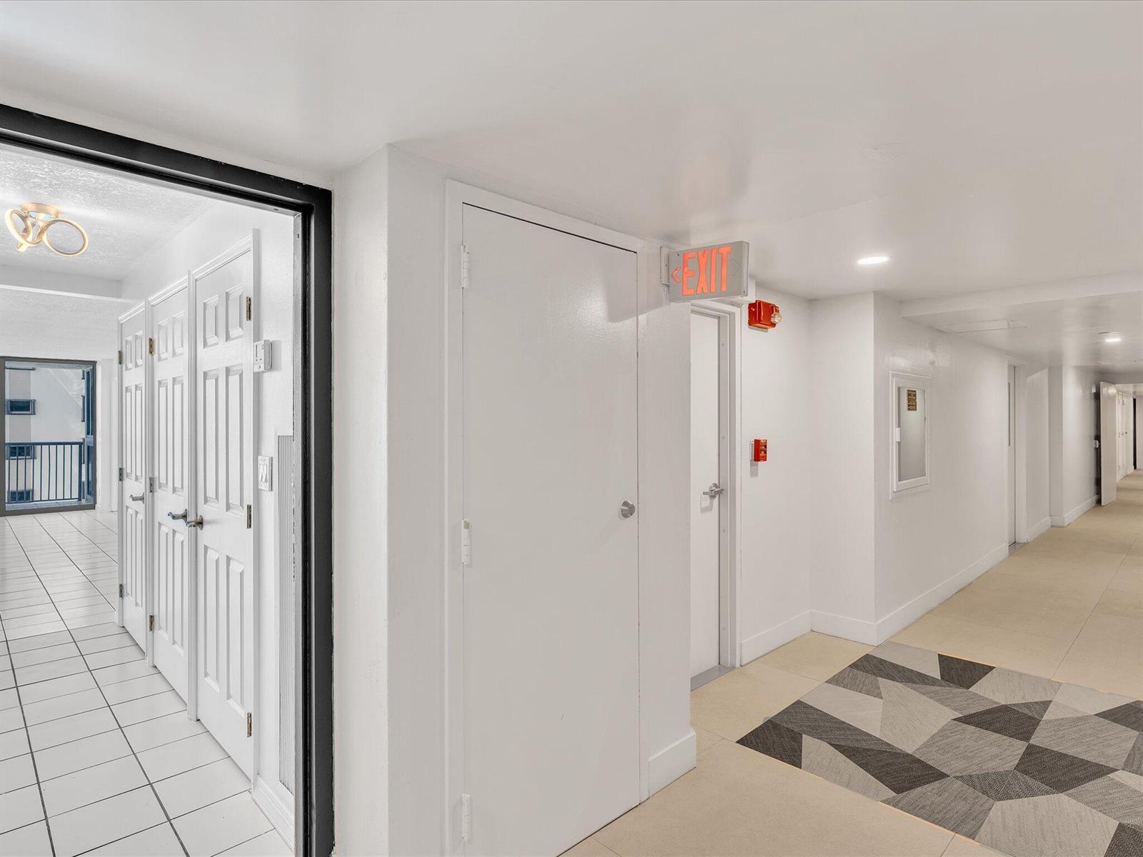 2655 Collins Avenue Unit 1710, Miami Beach FL 33140 photo 2
