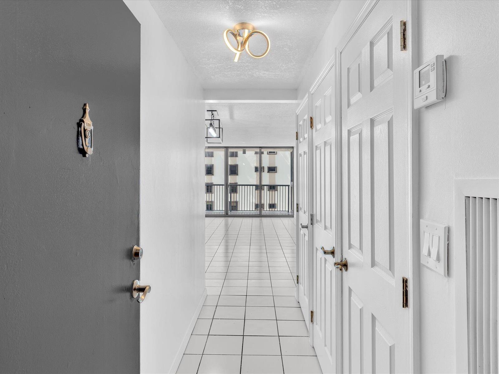 2655 Collins Avenue Unit 1710, Miami Beach FL 33140 photo 3