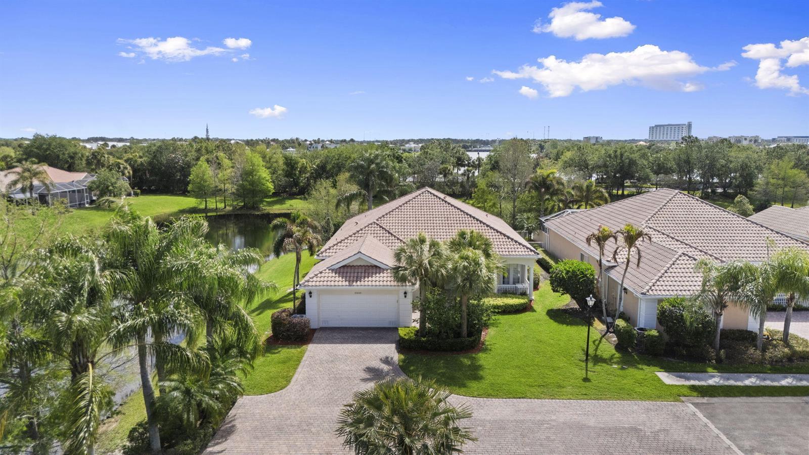 10949 SW Blue Mesa Way, Port St. Lucie FL 34987 photo 4