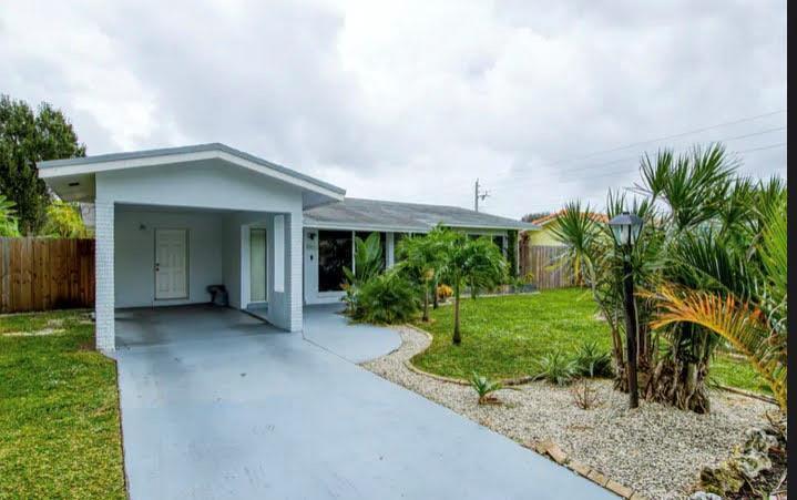1905 N 45th Avenue, Hollywood FL 33021