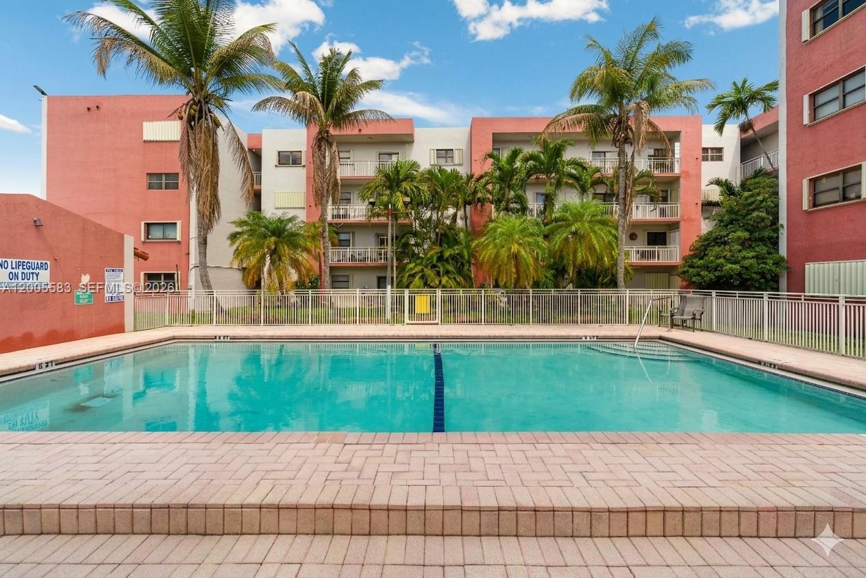 8401 NW 8 ST # 401, Miami FL 33126