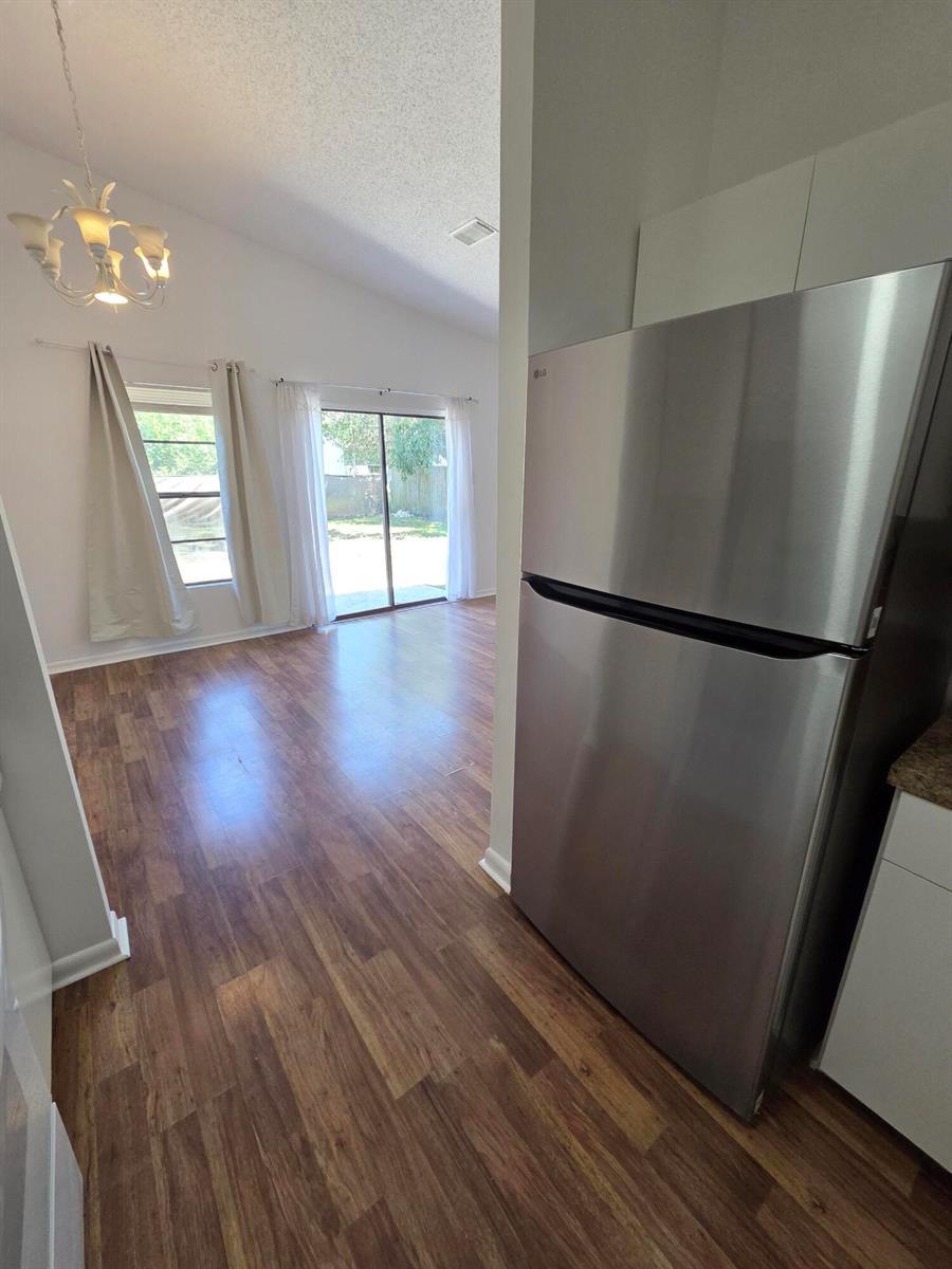 5803 SE Collins Avenue, Stuart FL 34997 photo 4