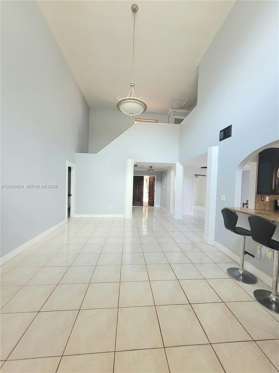 8248 NW 199th Ter, Hialeah FL 33015 photo 3