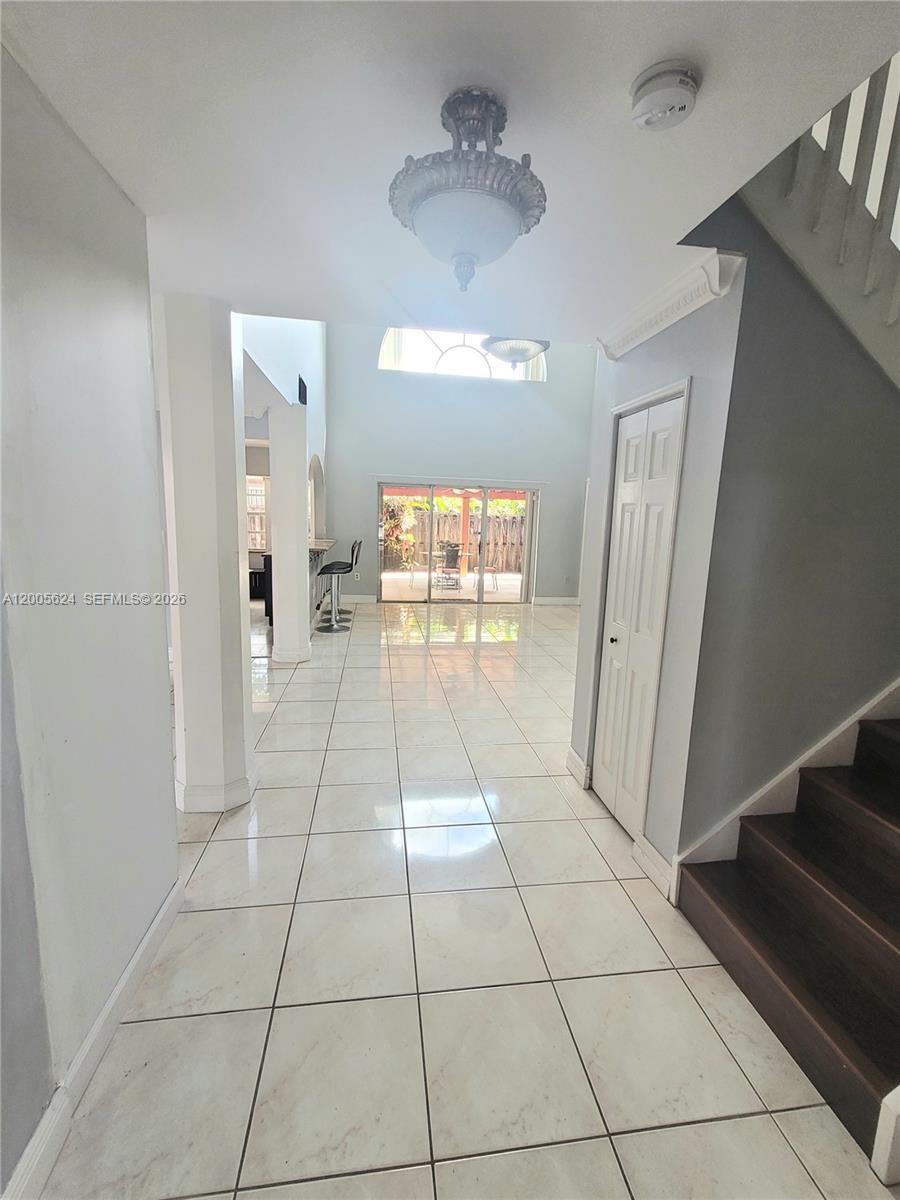 8248 NW 199th Ter, Hialeah FL 33015 photo 5