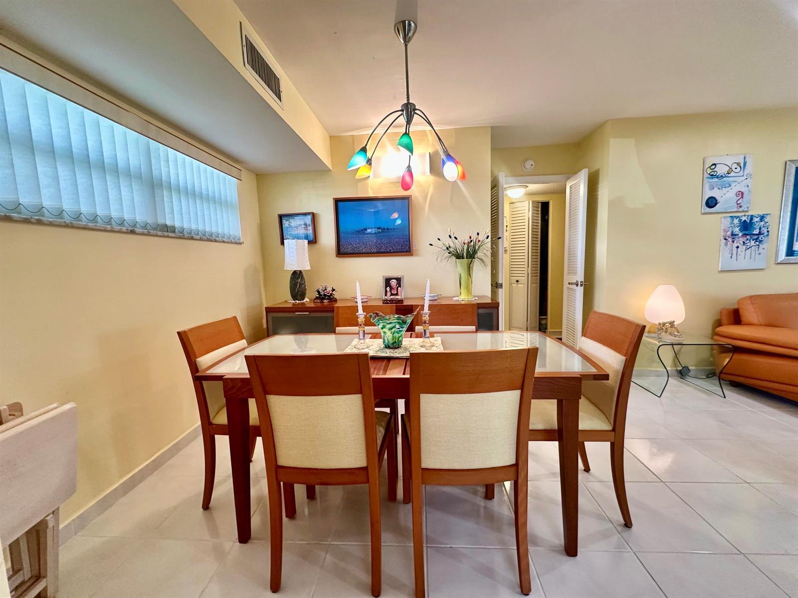 19 Colonial Club Drive # 105, Boynton Beach FL 33435 photo 4
