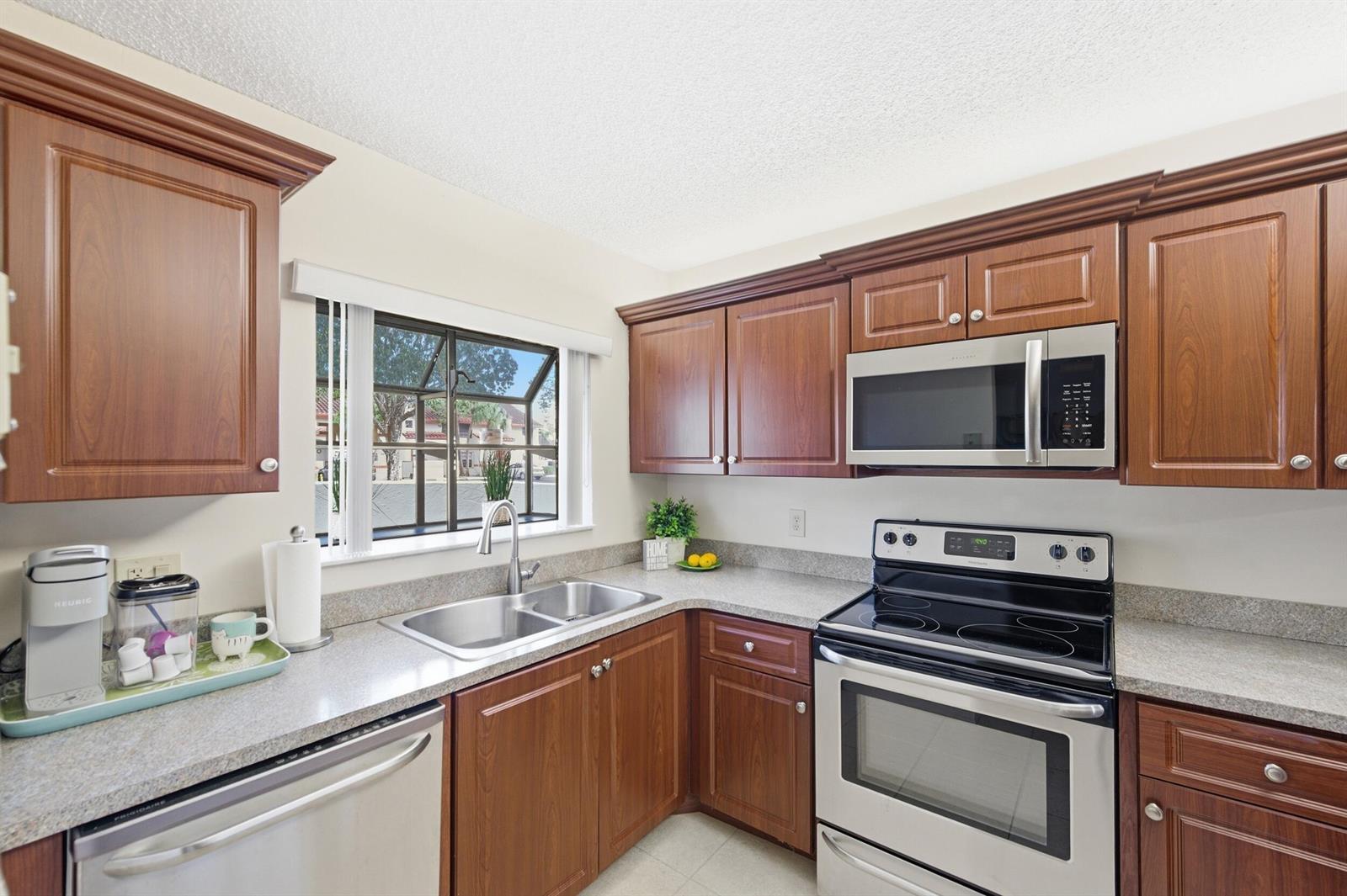 1901 Congressional Way # 1901, Deerfield Beach FL 33442 photo 4