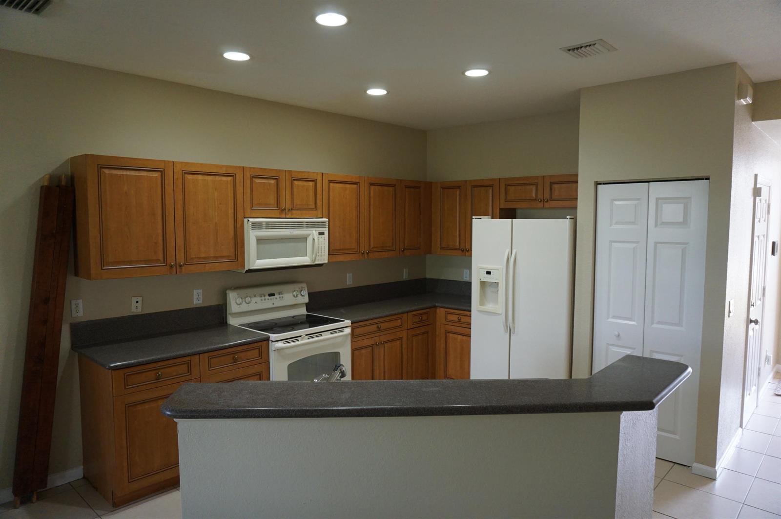 2030 Nassau Drive, Riviera Beach FL 33404 photo 2