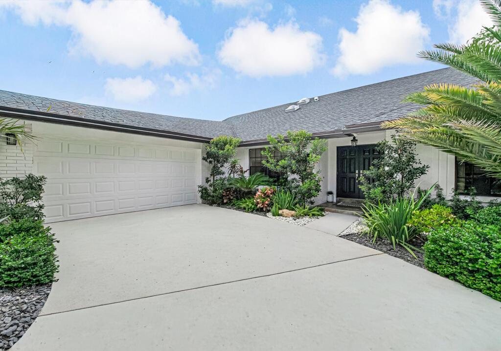 1593 Yarmouth Avenue, Wellington FL 33414 photo 4