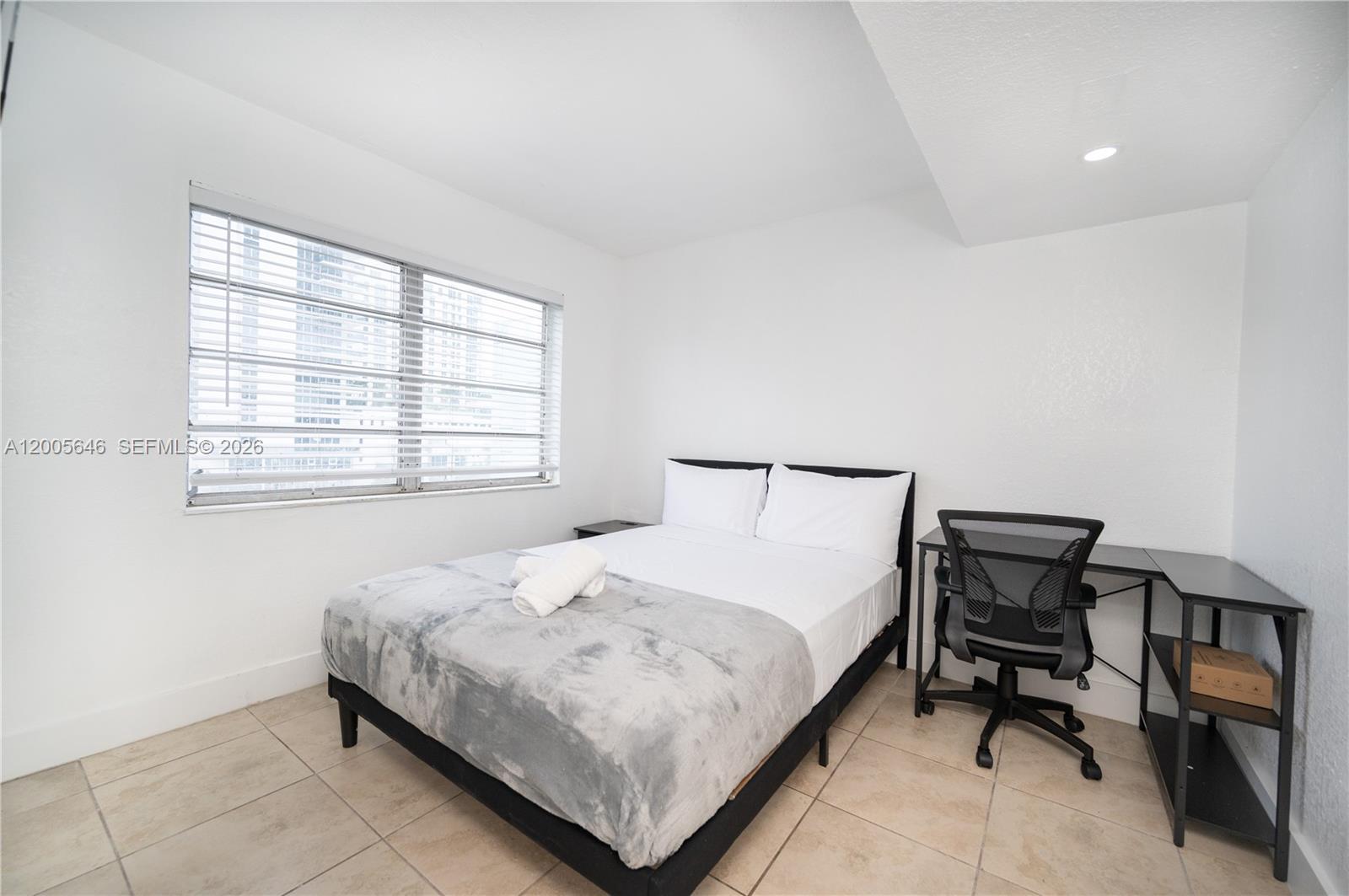 500 NE 26th St # 5D, Miami FL 33137 photo 5