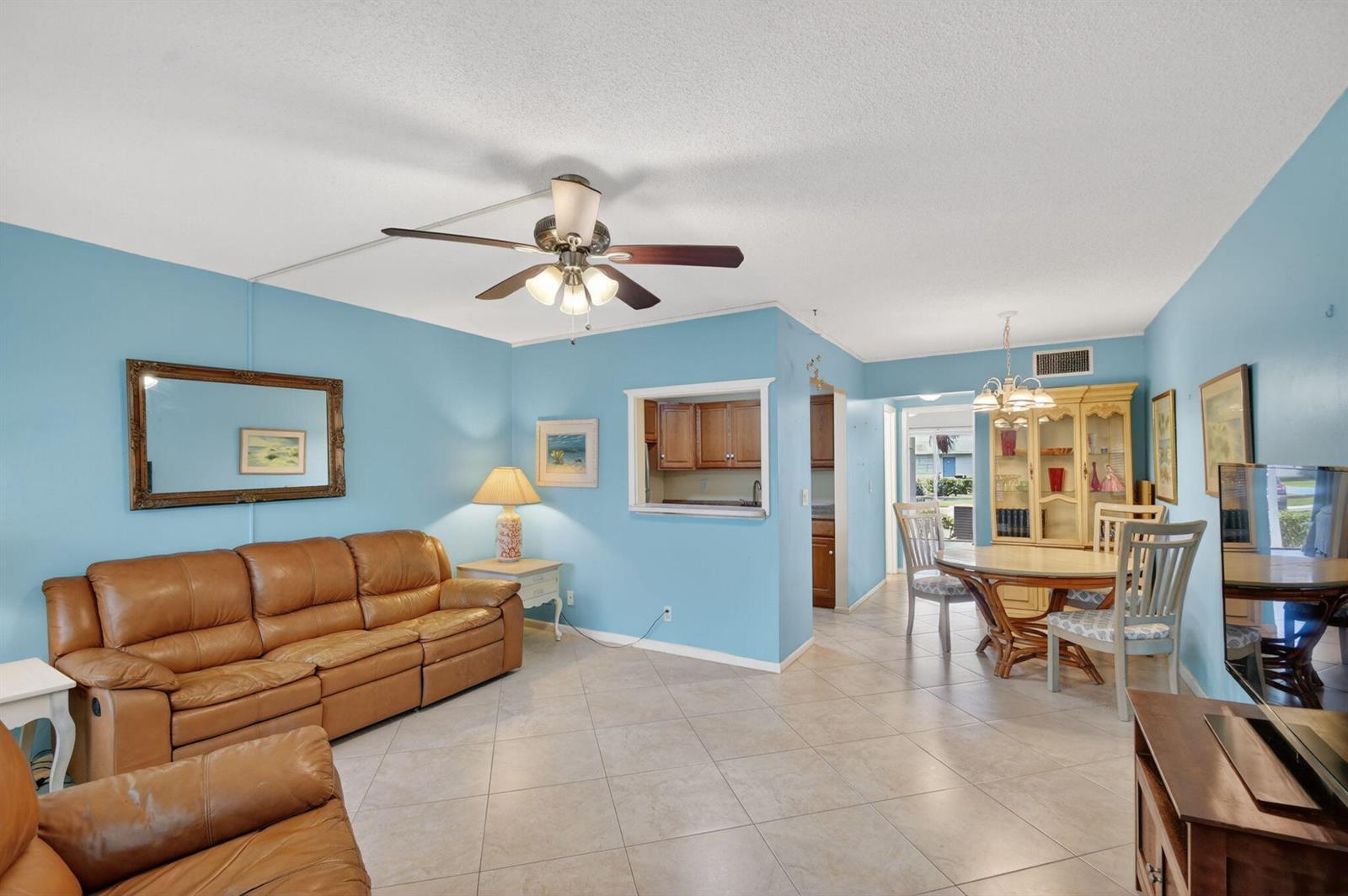 370 Horizon Street E # 107, Boynton Beach FL 33435 photo 3