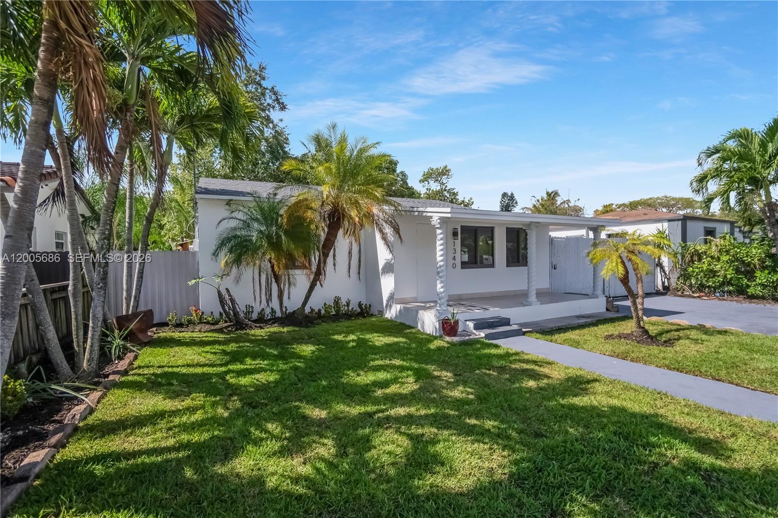 1340 NW 52nd St, Miami FL 33142 photo 5