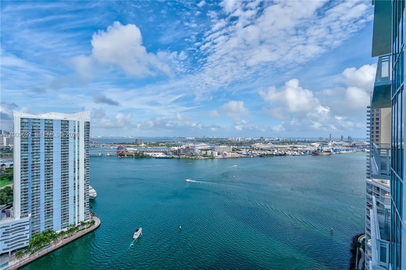 900 Brickell Key Blvd # 3002, Miami FL 33131 photo 2
