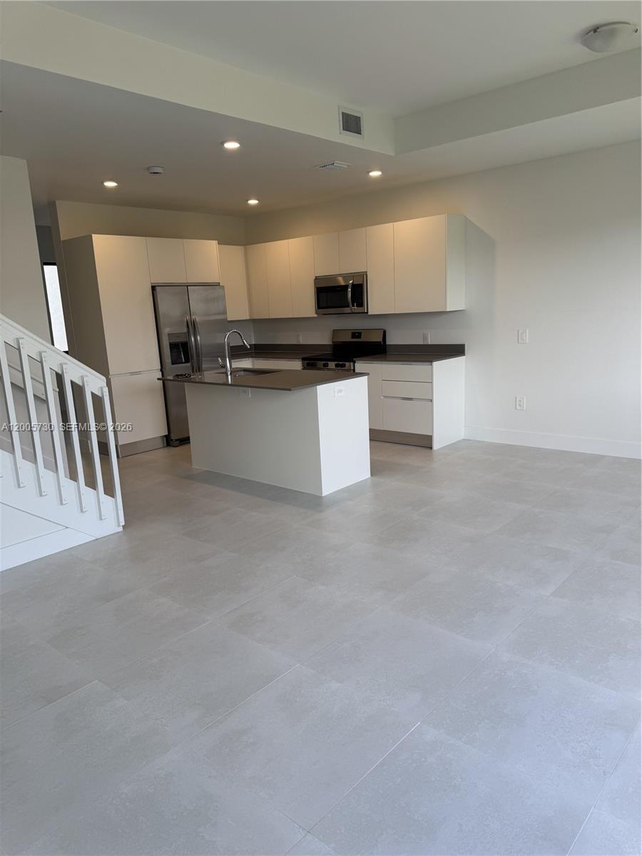 18965 SW 344th Ter, Homestead FL 33034 photo 2