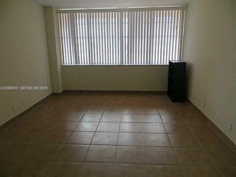 2025 NE 164th St # 312, North Miami Beach FL 33162 photo 5