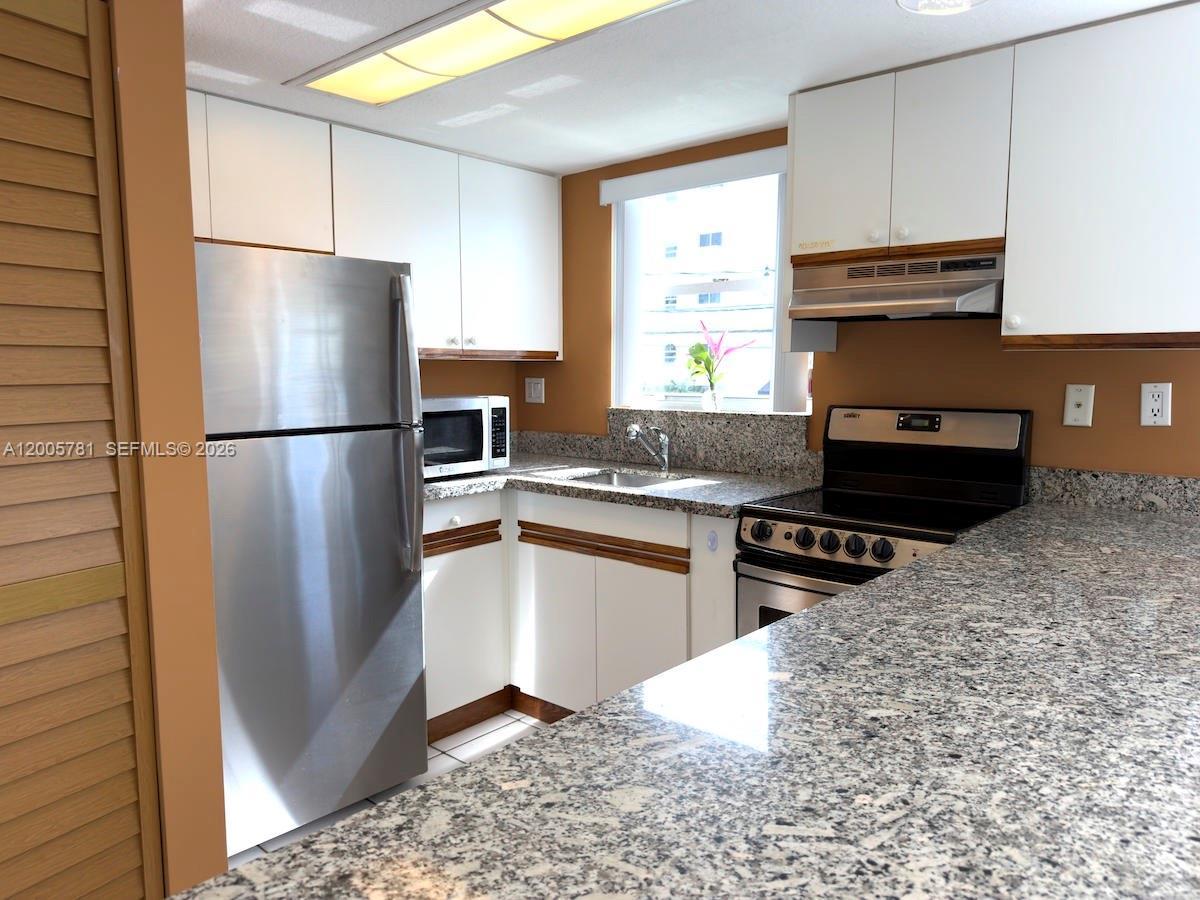 3052 SW 27th Ave # 204, Miami FL 33133 photo 3