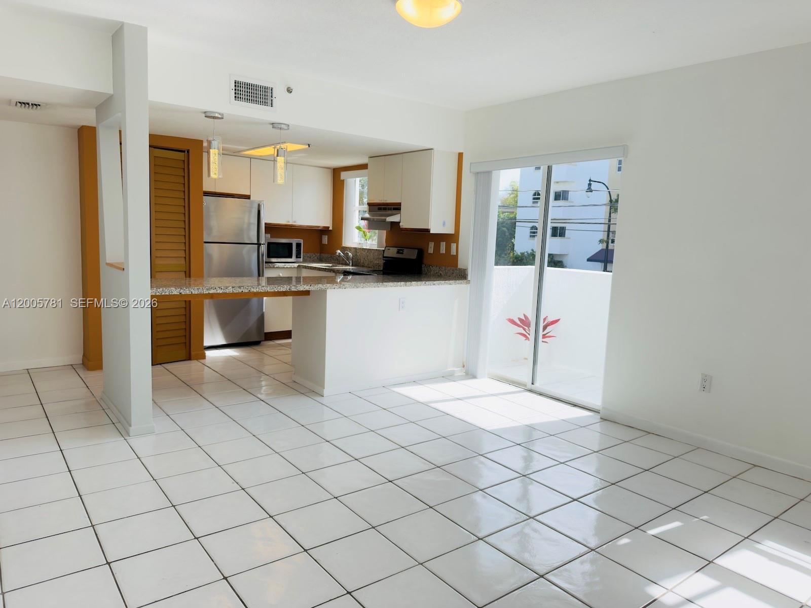 3052 SW 27th Ave # 204, Miami FL 33133 photo 5