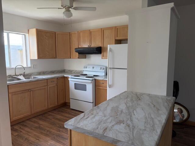 1551 NE 13th Terrace Terrace NE # A13, Jensen Beach FL 34957 photo 2