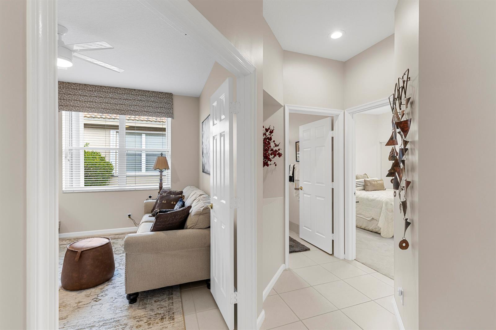 9719 Crescent View Drive S, Boynton Beach FL 33437 photo 4