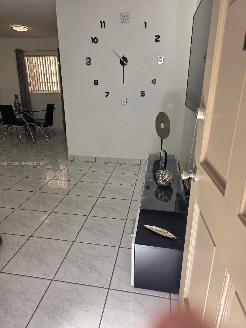 320 W 20th St # 5, Hialeah FL 33010 photo 4