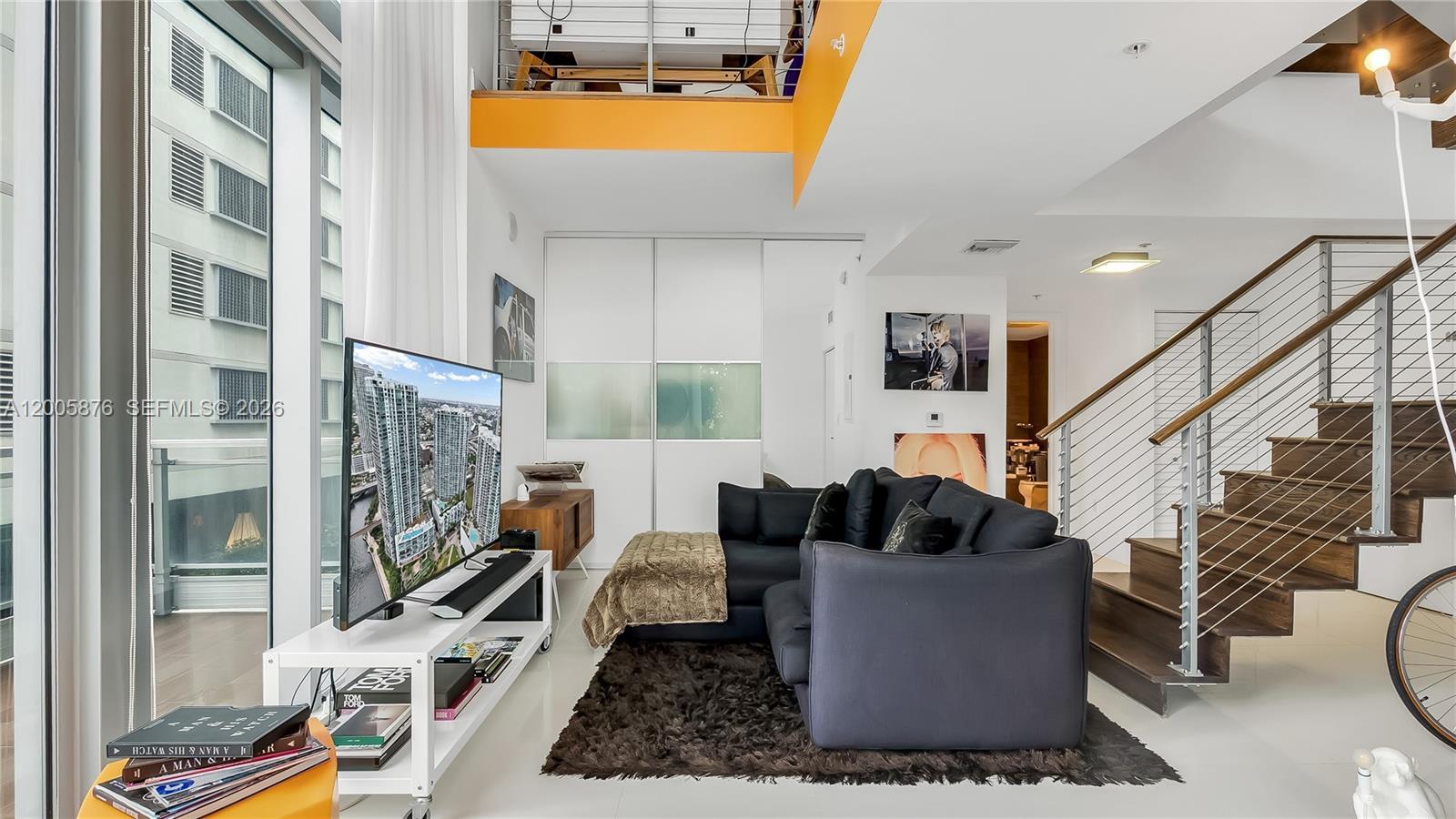 90 SW 3rd St # 308, Miami FL 33130 photo 4