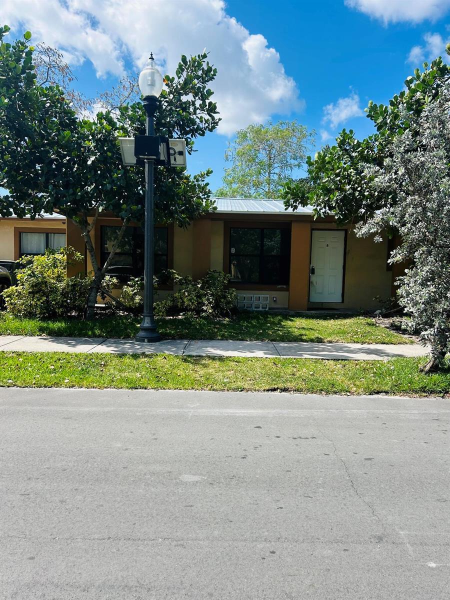 844 NW 3rd Avenue # B, Fort Lauderdale FL 33311 photo 2