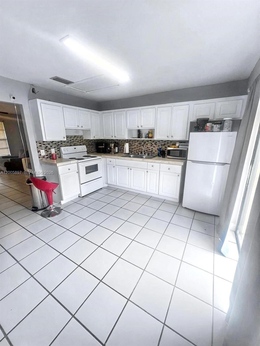 4259 Royal Banyan Way # B, Lake Worth FL 33461 photo 4