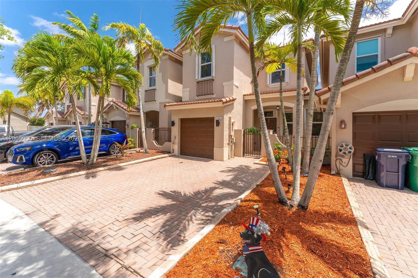 945 SW 154th Ct, Miami FL 33194 photo 2
