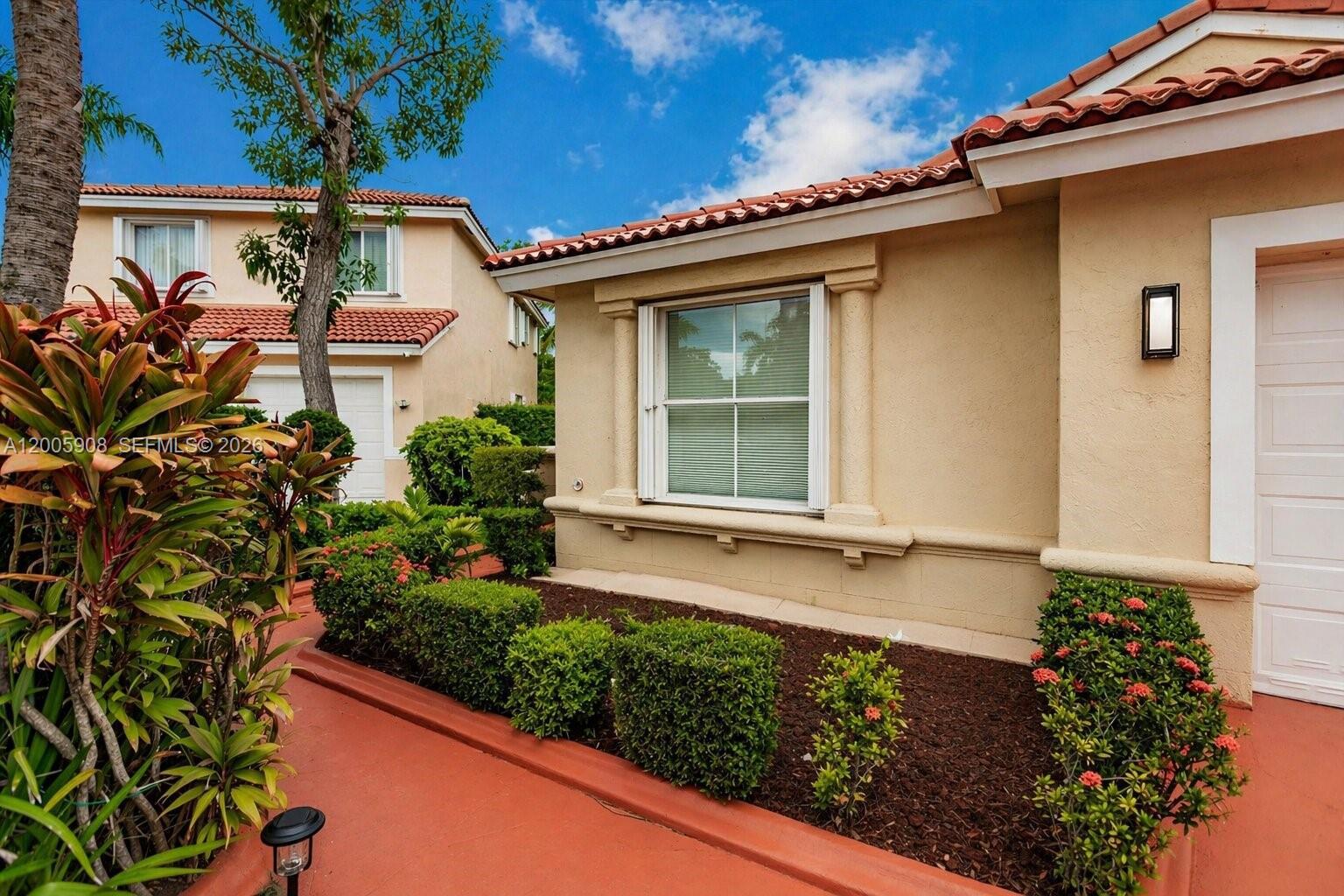 6298 Harbour Chase Dr, Lake Worth FL 33467 photo 2