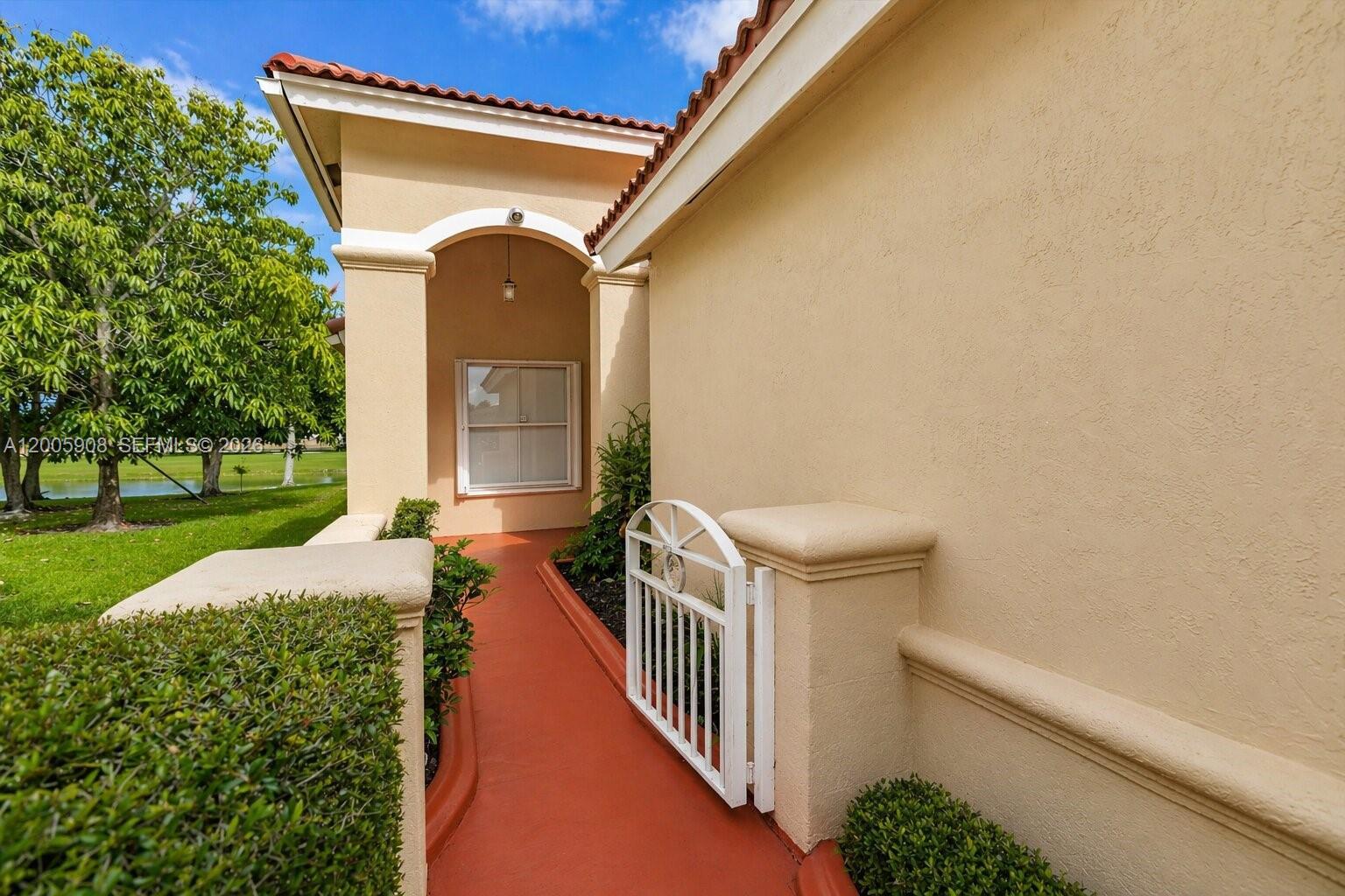 6298 Harbour Chase Dr, Lake Worth FL 33467 photo 3