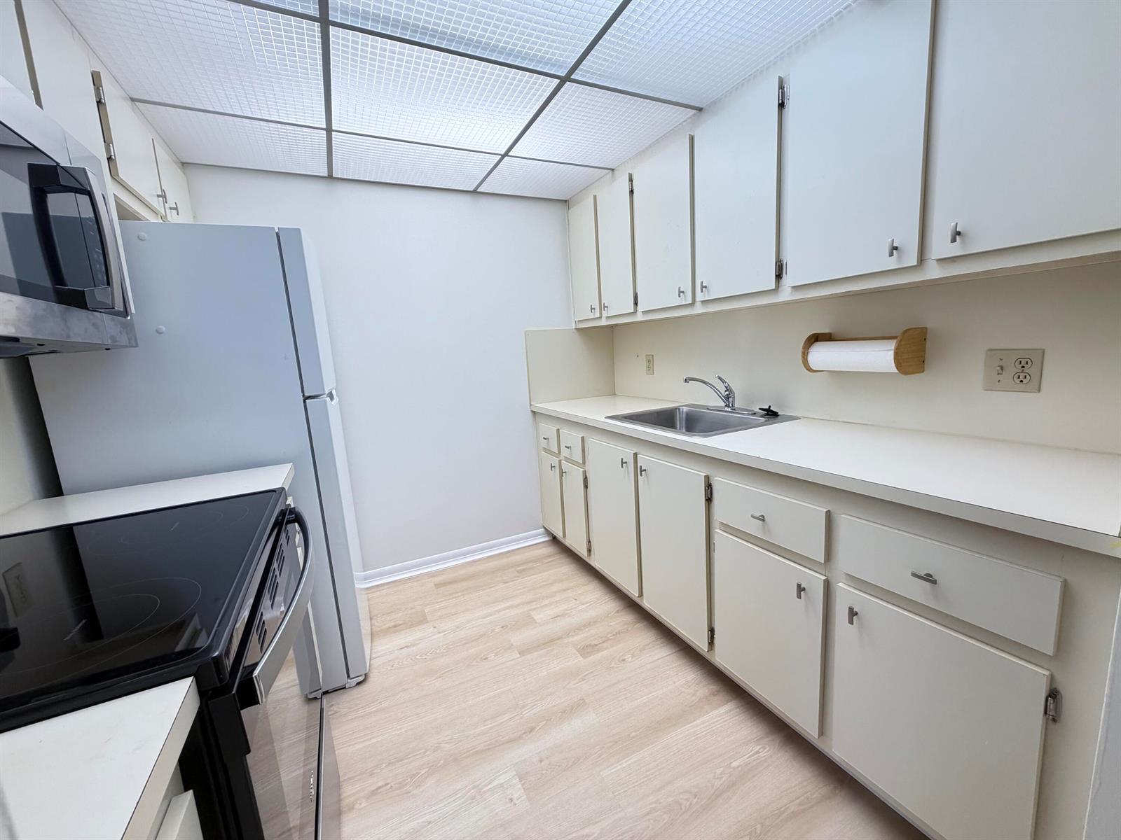 100 SW 132nd Way # 303k, Pembroke Pines FL 33027 photo 4