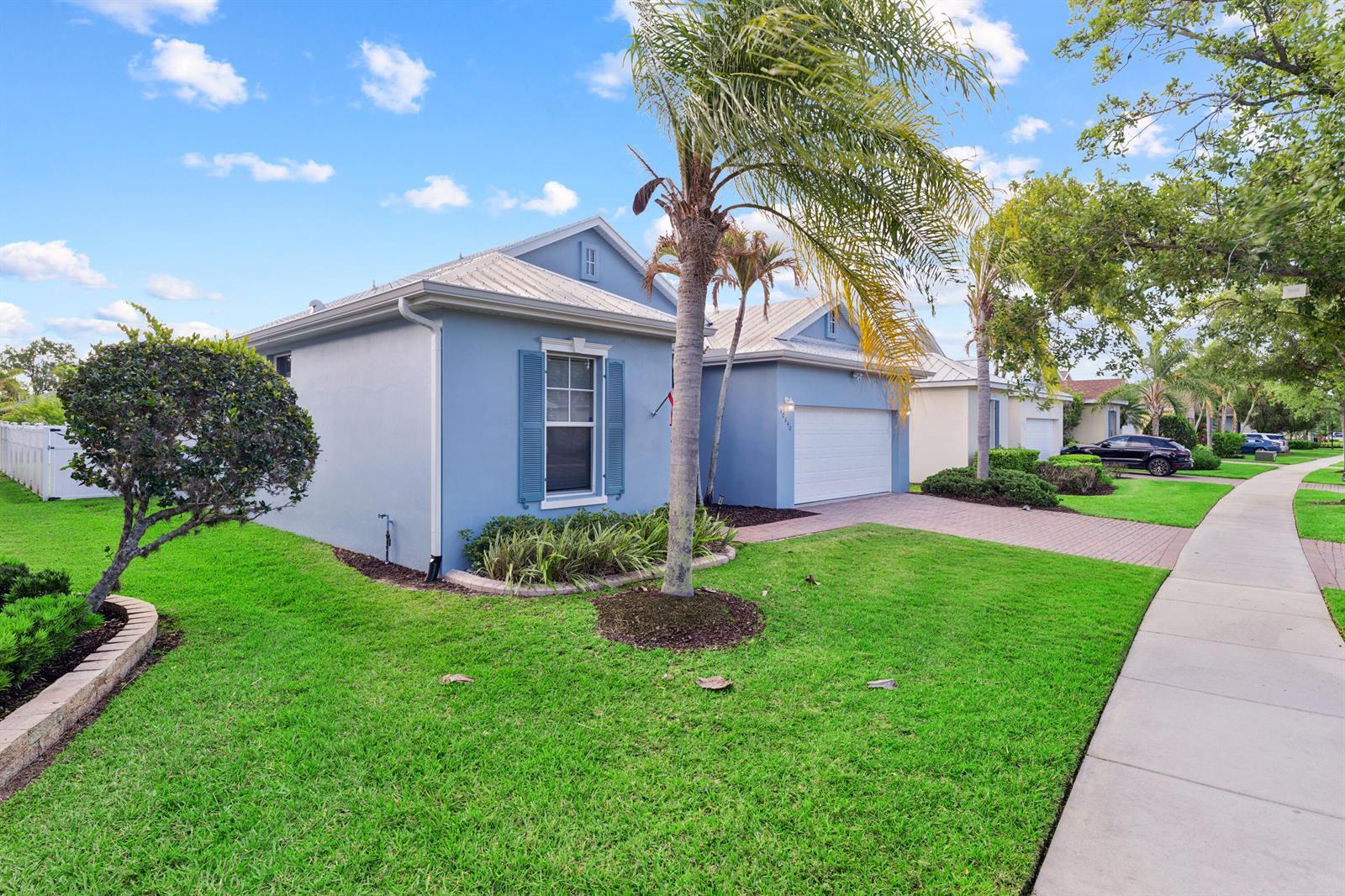 10640 SW Waterway Lane, Port St. Lucie FL 34987 photo 3