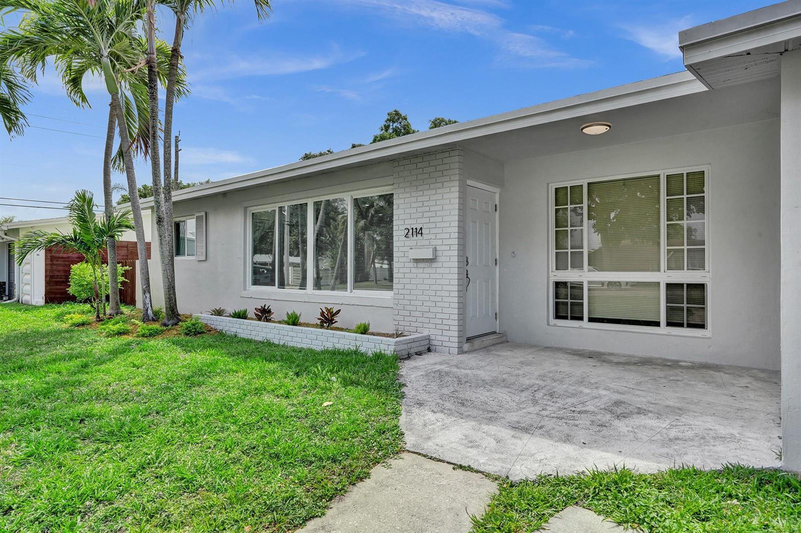 2114 N 42nd Avenue, Hollywood FL 33021 photo 2