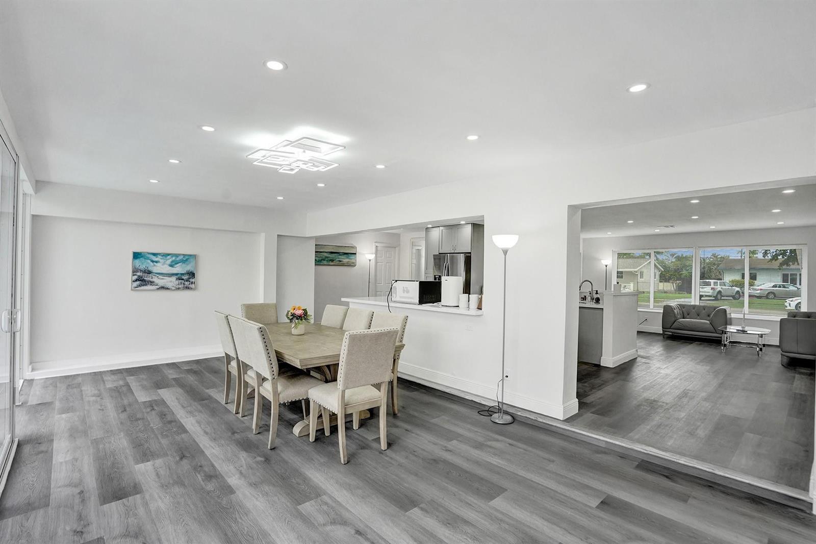2114 N 42nd Avenue, Hollywood FL 33021 photo 5